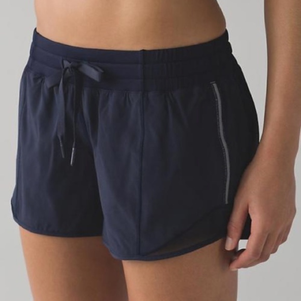 Lululemon Hotty Hot 4" 10